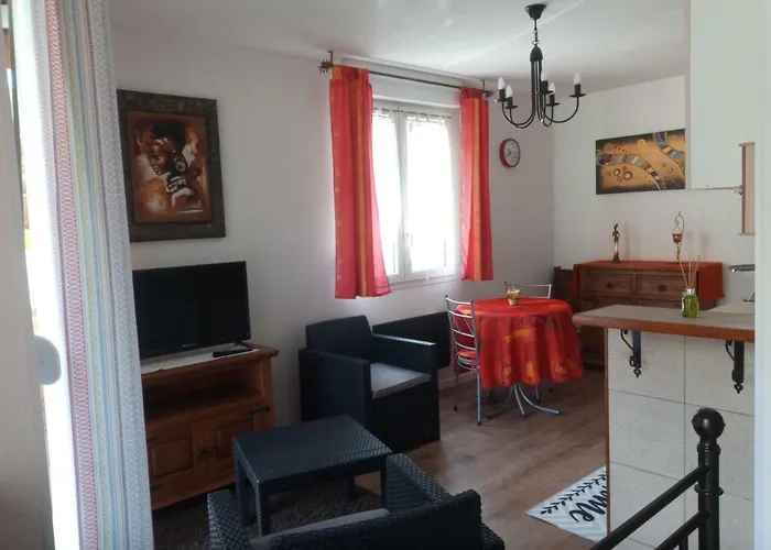 公寓 Park De Vincennes 波城